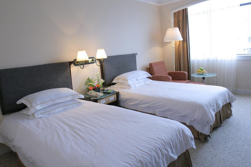 Golden Gulf Jasper Hotel Shantou Ruang foto