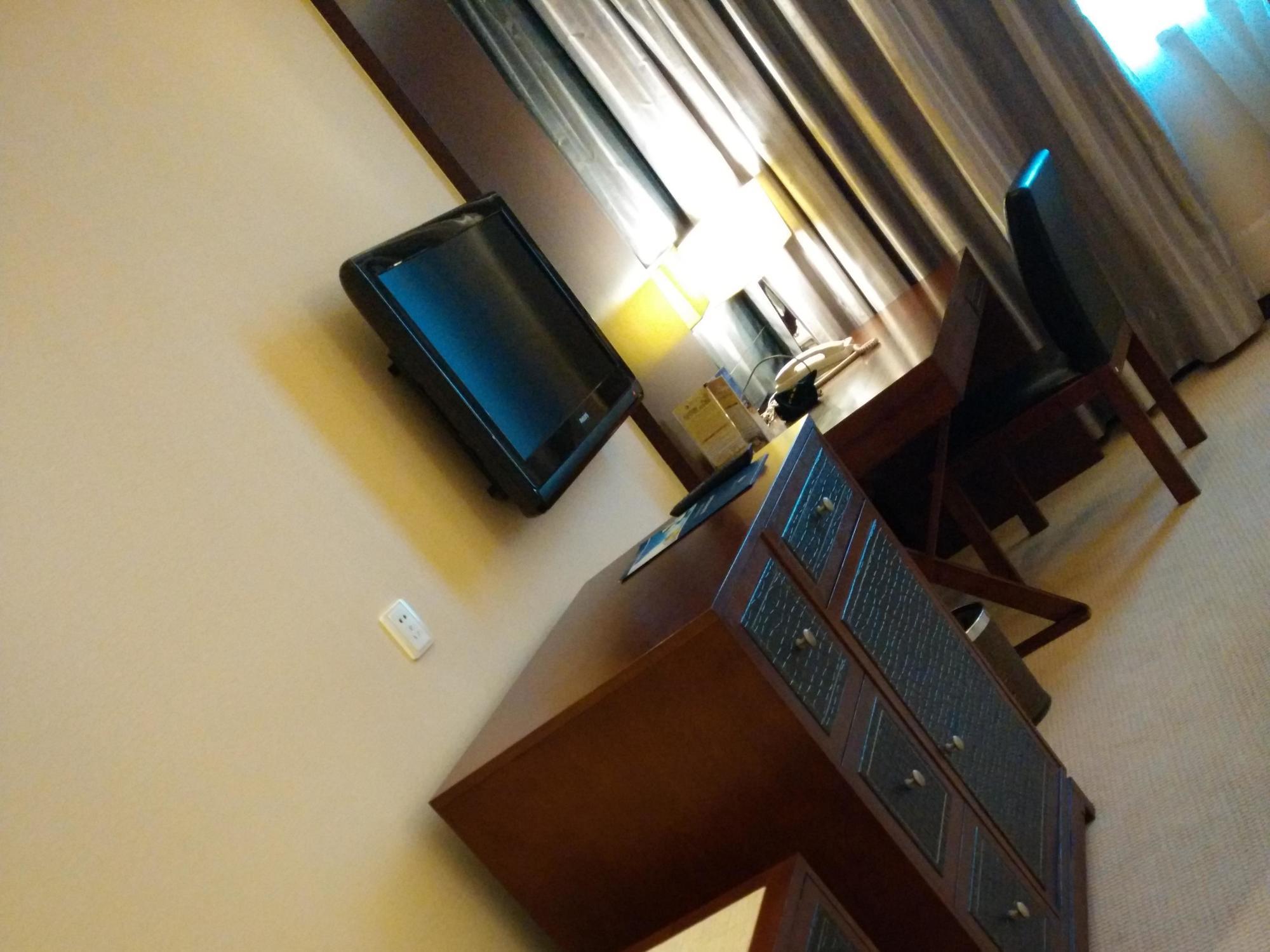 Golden Gulf Jasper Hotel Shantou Bagian luar foto